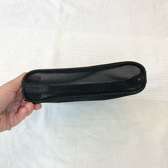 Guerlain Makeup / Travel Pouch Black Mesh - Picture 4 of 9
